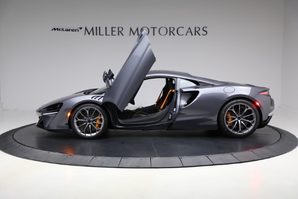 New 2025 McLaren Artura Vision for sale $292,398 at Pagani of Greenwich in Greenwich CT 06830 16