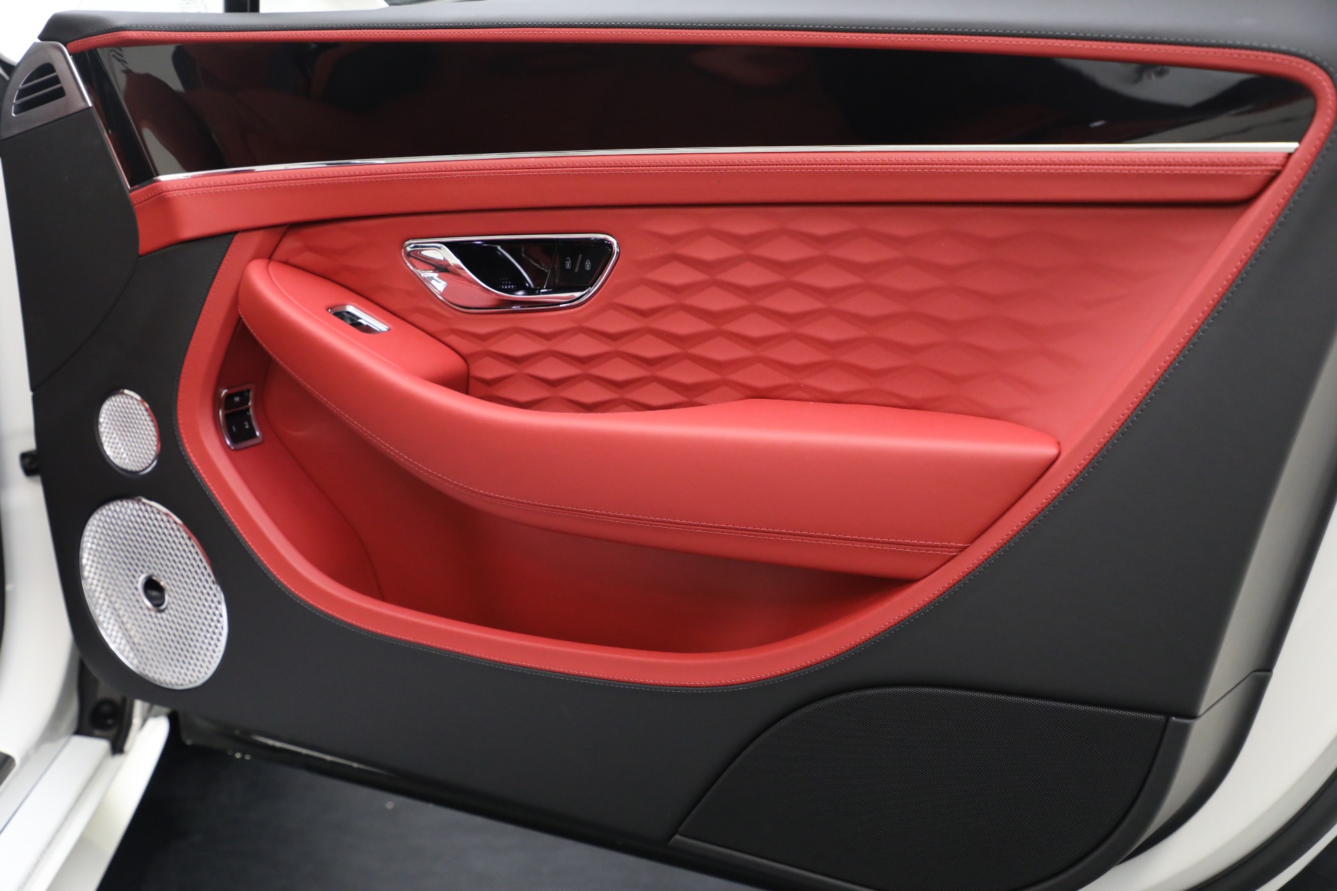 2025 Bentley Continental GTC Speed - Photo 38