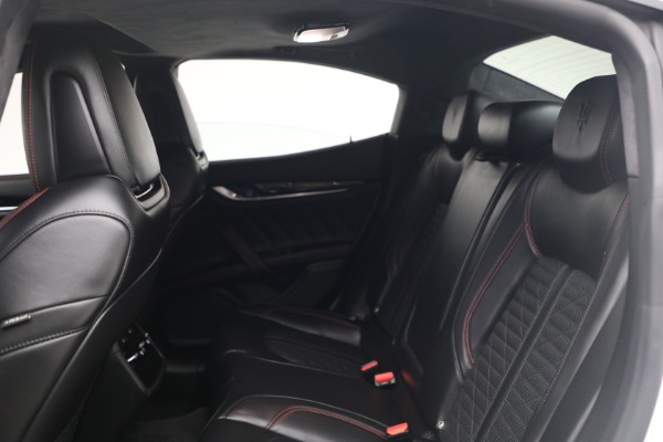 Used 2022 Maserati Ghibli Modena Q4 for sale $37,900 at Pagani of Greenwich in Greenwich CT 06830 17