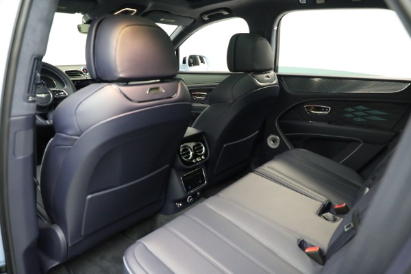 New 2025 Bentley Bentayga Azure V8 for sale $245,900 at Pagani of Greenwich in Greenwich CT 06830 19