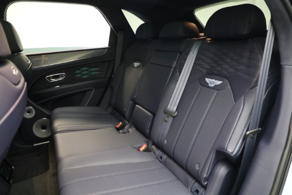 New 2025 Bentley Bentayga Azure V8 for sale $245,900 at Pagani of Greenwich in Greenwich CT 06830 21
