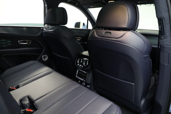 New 2025 Bentley Bentayga Azure V8 for sale $245,900 at Pagani of Greenwich in Greenwich CT 06830 26