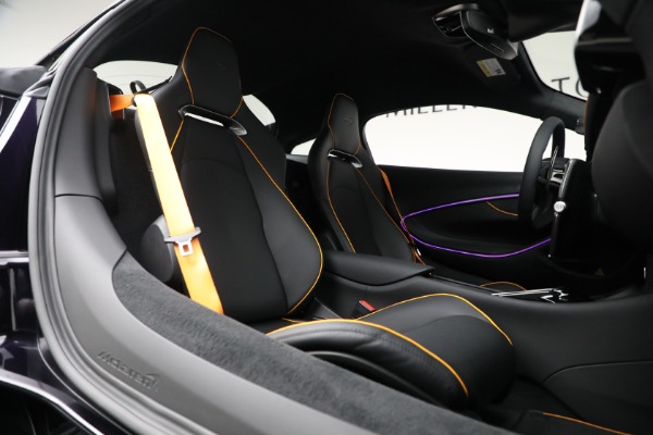 New 2025 McLaren Artura TechLux for sale Sold at Pagani of Greenwich in Greenwich CT 06830 23