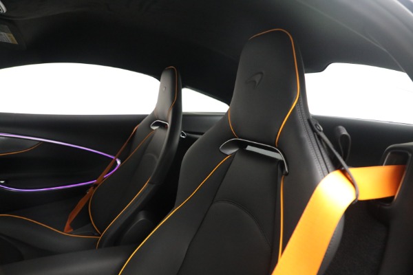 New 2025 McLaren Artura TechLux for sale Sold at Pagani of Greenwich in Greenwich CT 06830 28