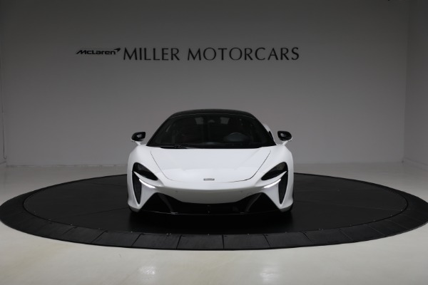 Used 2023 McLaren Artura TechLux for sale Sold at Pagani of Greenwich in Greenwich CT 06830 13