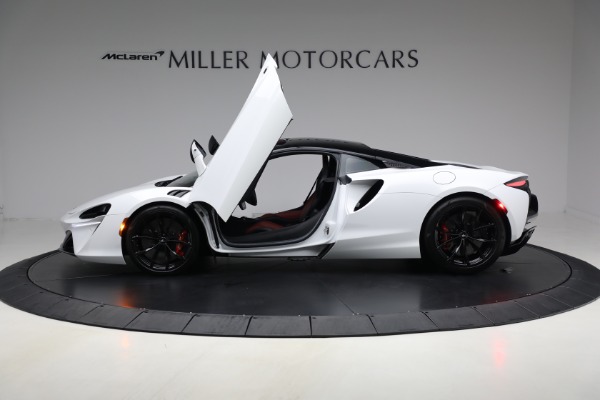 Used 2023 McLaren Artura TechLux for sale Sold at Pagani of Greenwich in Greenwich CT 06830 16