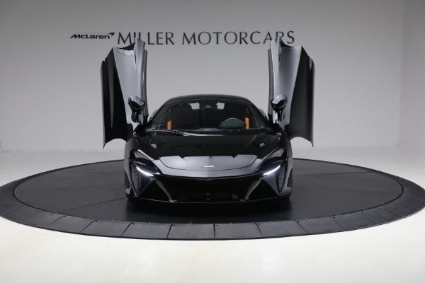 Used 2023 McLaren Artura for sale Sold at Pagani of Greenwich in Greenwich CT 06830 13