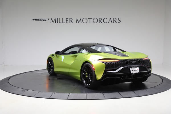 Used 2024 McLaren Artura Performance for sale Sold at Pagani of Greenwich in Greenwich CT 06830 5