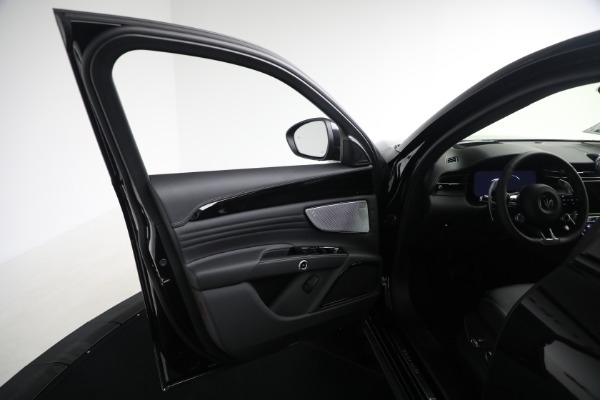 New 2025 Maserati Grecale Modena for sale Sold at Pagani of Greenwich in Greenwich CT 06830 24