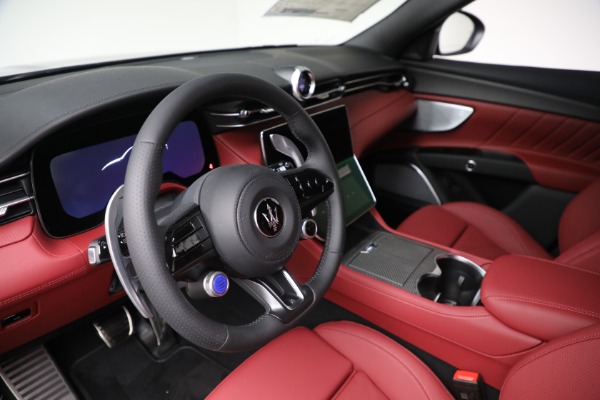 New 2025 Maserati Grecale Trofeo for sale $119,746 at Pagani of Greenwich in Greenwich CT 06830 15
