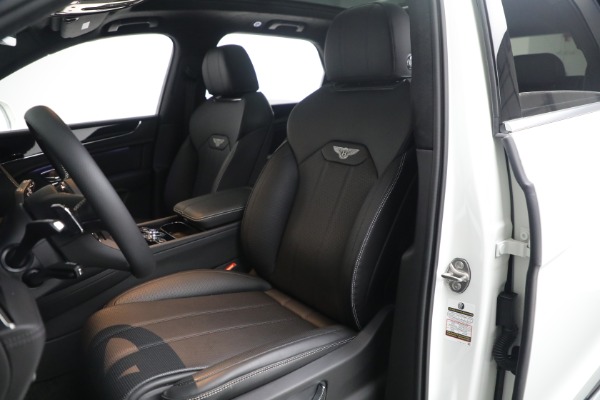 Used 2023 Bentley Bentayga V8 for sale Sold at Pagani of Greenwich in Greenwich CT 06830 16