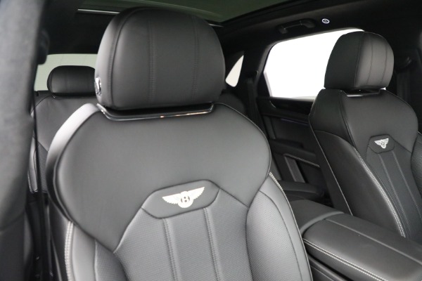 Used 2023 Bentley Bentayga V8 for sale Sold at Pagani of Greenwich in Greenwich CT 06830 23