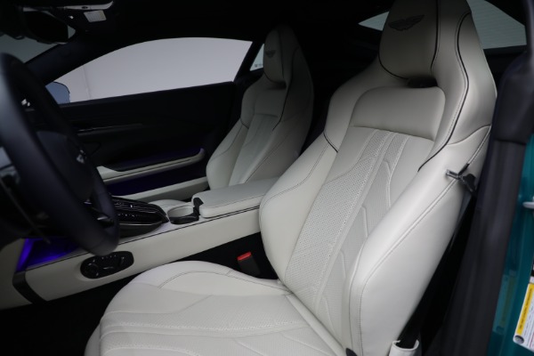 Used 2025 Aston Martin Vantage for sale Sold at Pagani of Greenwich in Greenwich CT 06830 15