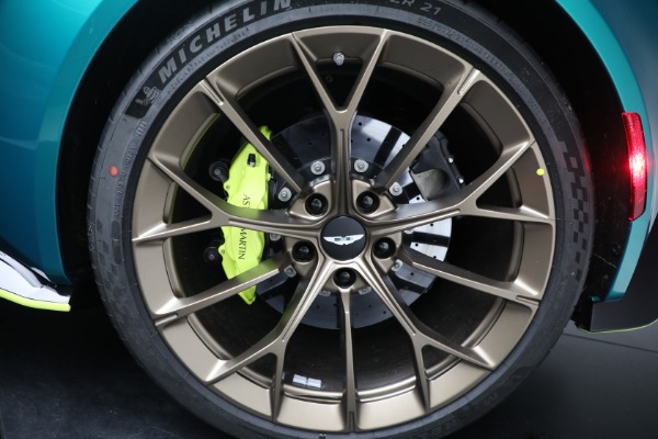 Used 2025 Aston Martin Vantage for sale Sold at Pagani of Greenwich in Greenwich CT 06830 23