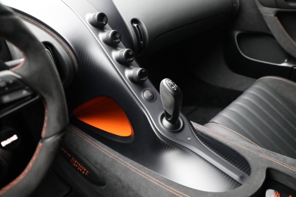Used 2022 Bugatti Chiron Super Sport for sale Call for price at Pagani of Greenwich in Greenwich CT 06830 21
