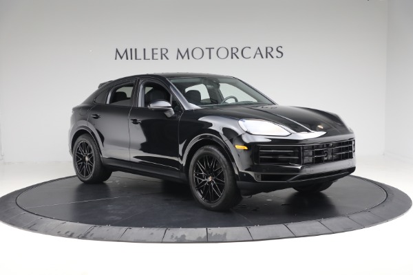 Used 2025 Porsche Cayenne Coupe for sale Sold at Pagani of Greenwich in Greenwich CT 06830 12