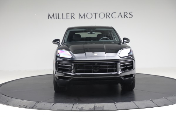 Used 2025 Porsche Cayenne Coupe for sale Sold at Pagani of Greenwich in Greenwich CT 06830 13