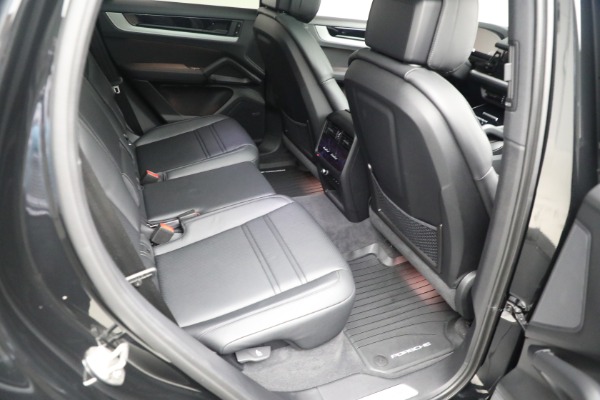 Used 2025 Porsche Cayenne Coupe for sale Sold at Pagani of Greenwich in Greenwich CT 06830 24