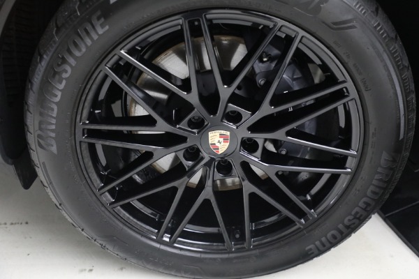 Used 2025 Porsche Cayenne Coupe for sale Sold at Pagani of Greenwich in Greenwich CT 06830 27