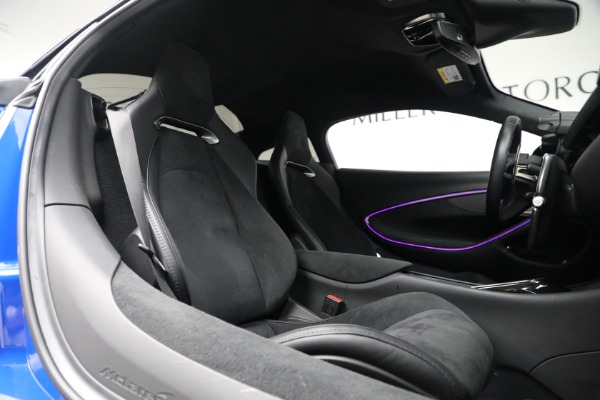 Used 2023 McLaren Artura Performance for sale $164,900 at Pagani of Greenwich in Greenwich CT 06830 16