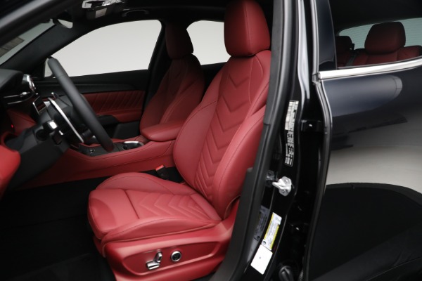 New 2025 Maserati Grecale for sale $83,405 at Pagani of Greenwich in Greenwich CT 06830 15