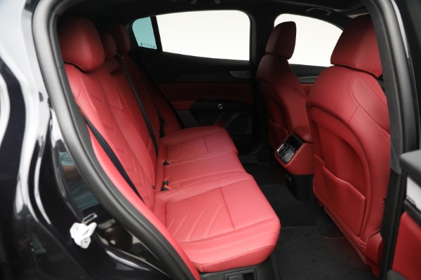 New 2025 Maserati Grecale for sale $83,405 at Pagani of Greenwich in Greenwich CT 06830 18