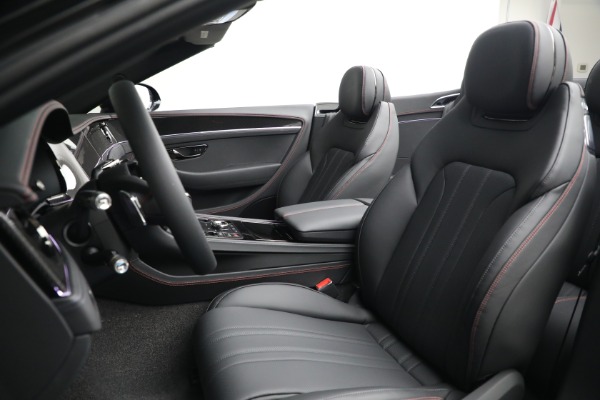 New 2025 Bentley Continental Black Edition for sale $333,700 at Pagani of Greenwich in Greenwich CT 06830 24