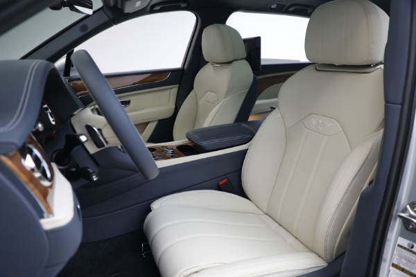New 2025 Bentley Bentayga EWB V8 for sale $262,915 at Pagani of Greenwich in Greenwich CT 06830 17