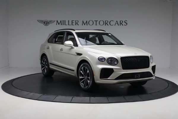 New 2025 Bentley Bentayga V8 for sale Sold at Pagani of Greenwich in Greenwich CT 06830 12