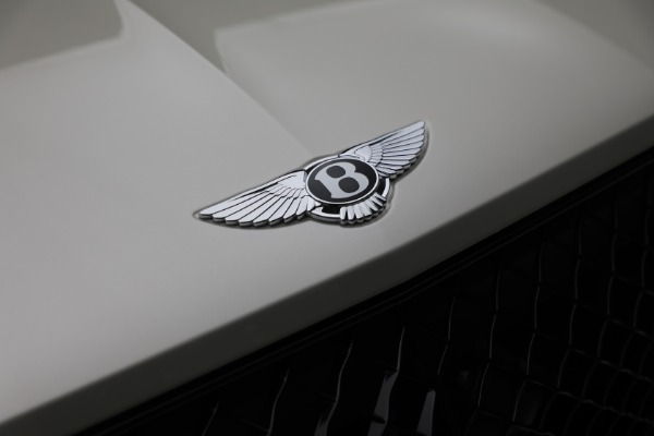 New 2025 Bentley Bentayga V8 for sale Sold at Pagani of Greenwich in Greenwich CT 06830 14
