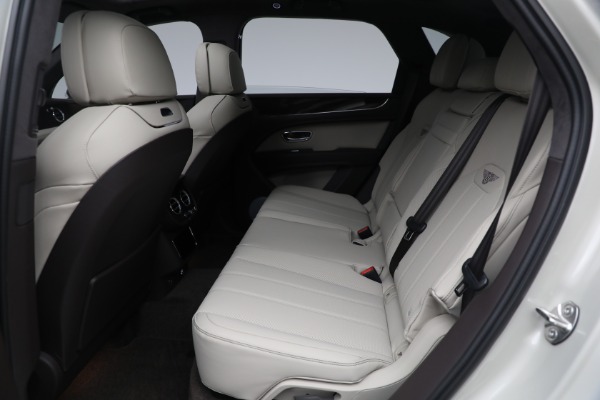 New 2025 Bentley Bentayga V8 for sale Sold at Pagani of Greenwich in Greenwich CT 06830 24
