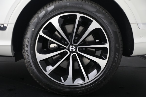 New 2025 Bentley Bentayga V8 for sale $199,900 at Pagani of Greenwich in Greenwich CT 06830 11