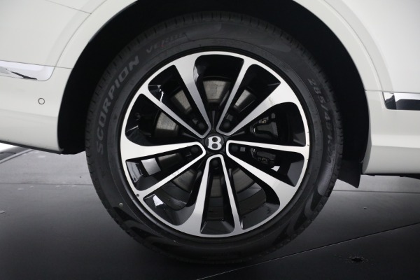 New 2025 Bentley Bentayga V8 for sale $199,900 at Pagani of Greenwich in Greenwich CT 06830 12