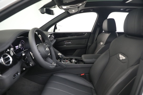 New 2025 Bentley Bentayga V8 for sale $199,900 at Pagani of Greenwich in Greenwich CT 06830 16
