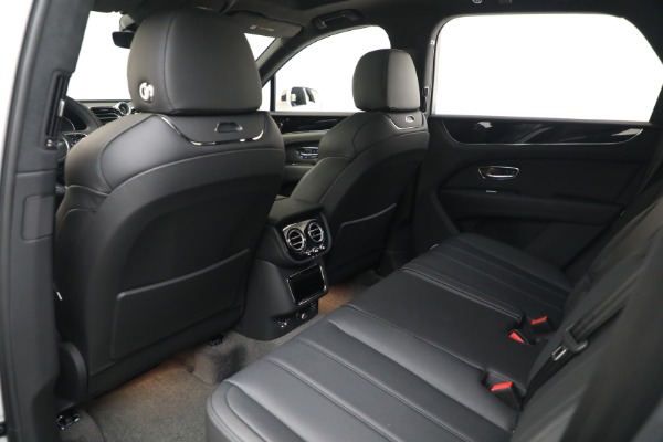 New 2025 Bentley Bentayga V8 for sale $199,900 at Pagani of Greenwich in Greenwich CT 06830 19