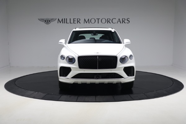 New 2025 Bentley Bentayga V8 for sale $199,900 at Pagani of Greenwich in Greenwich CT 06830 8