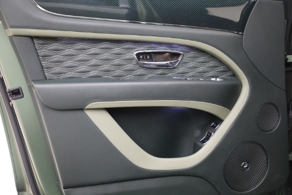 New 2027 BENTLEY BENTAYGA SPEED for sale Call for price at Pagani of Greenwich in Greenwich CT 06830 14