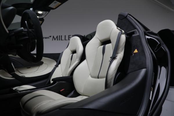 Used 2018 McLaren 570S Spider for sale Sold at Pagani of Greenwich in Greenwich CT 06830 21