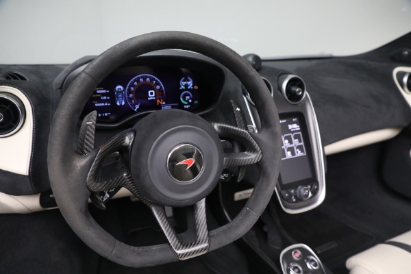 Used 2018 McLaren 570S Spider for sale Sold at Pagani of Greenwich in Greenwich CT 06830 27