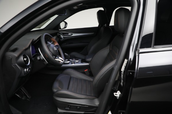 New 2025 Alfa Romeo Stelvio Intensa for sale Sold at Pagani of Greenwich in Greenwich CT 06830 19