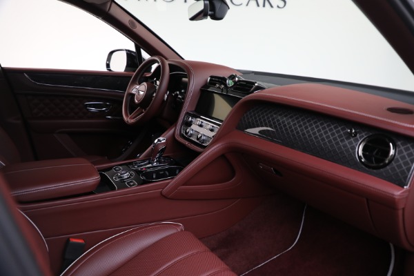 Used 2025 Bentley Bentayga S Black Edition for sale Sold at Pagani of Greenwich in Greenwich CT 06830 27