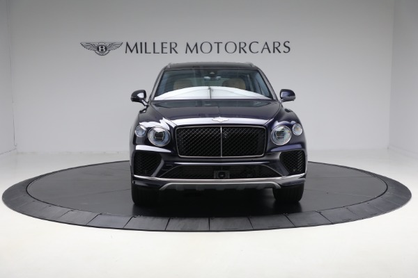 Used 2024 Bentley Bentayga EWB V8 for sale $204,900 at Pagani of Greenwich in Greenwich CT 06830 11
