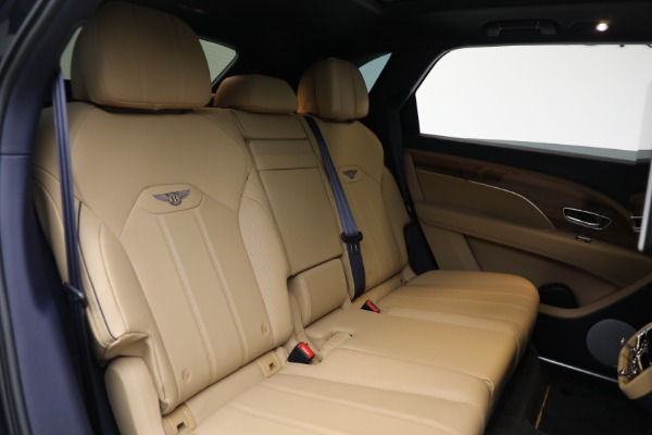 Used 2024 Bentley Bentayga EWB V8 for sale $204,900 at Pagani of Greenwich in Greenwich CT 06830 27