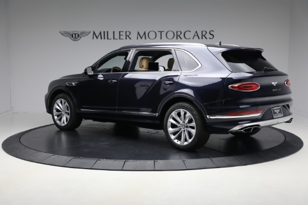 Used 2024 Bentley Bentayga EWB V8 for sale $204,900 at Pagani of Greenwich in Greenwich CT 06830 3