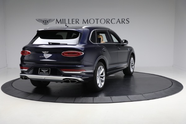Used 2024 Bentley Bentayga EWB V8 for sale $204,900 at Pagani of Greenwich in Greenwich CT 06830 6