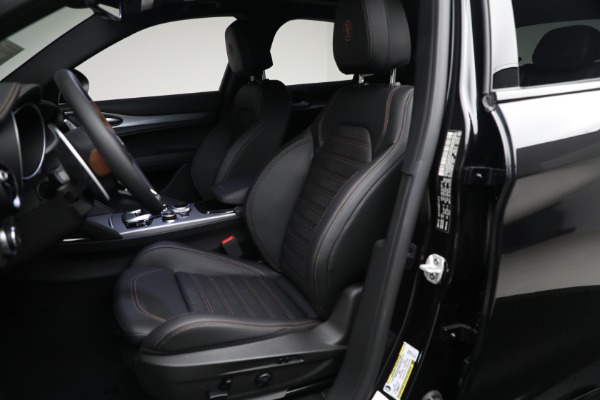 New 2025 Alfa Romeo Stelvio Intensa for sale Sold at Pagani of Greenwich in Greenwich CT 06830 19