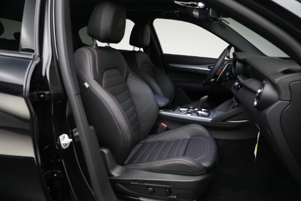 New 2025 Alfa Romeo Stelvio Intensa for sale Sold at Pagani of Greenwich in Greenwich CT 06830 21