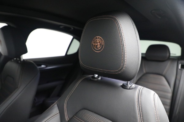 New 2025 Alfa Romeo Stelvio Intensa for sale Sold at Pagani of Greenwich in Greenwich CT 06830 26