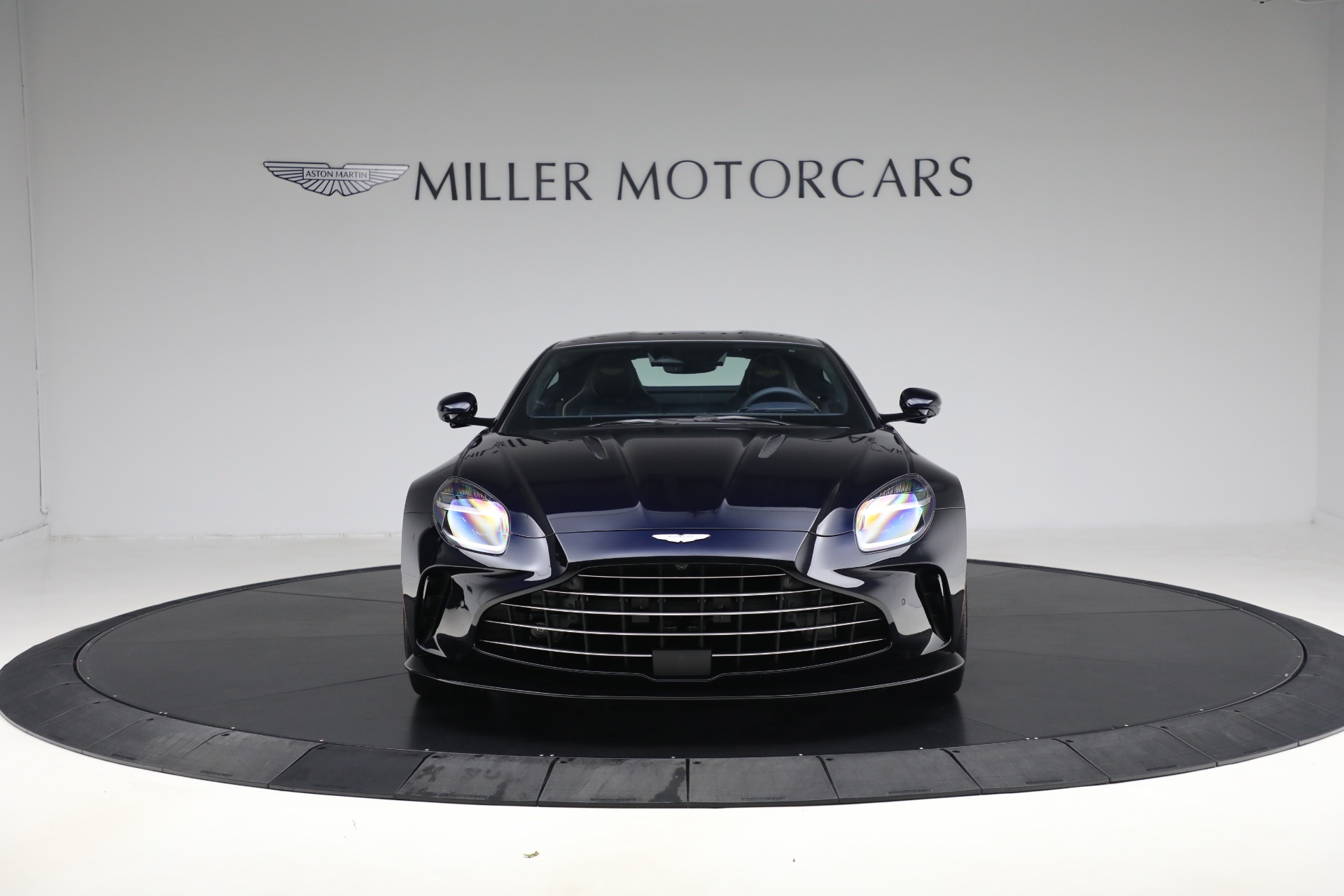 2026 Aston Martin Vantage Base - Photo 12