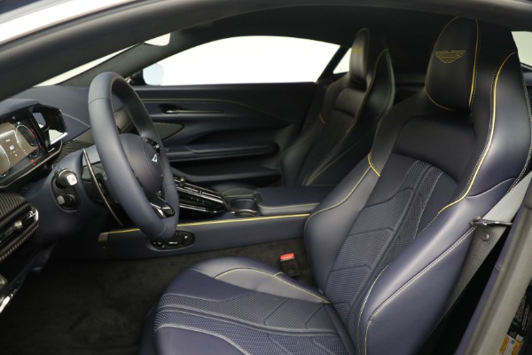 New 2026 Aston Martin Vantage for sale $240,400 at Pagani of Greenwich in Greenwich CT 06830 14